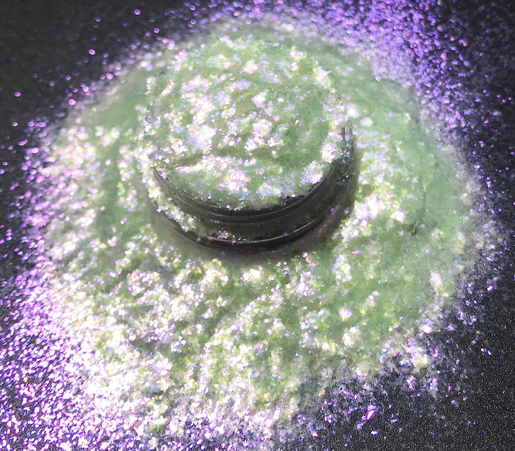 Ultraviolet | Iridescent White Purple Loose Pigment