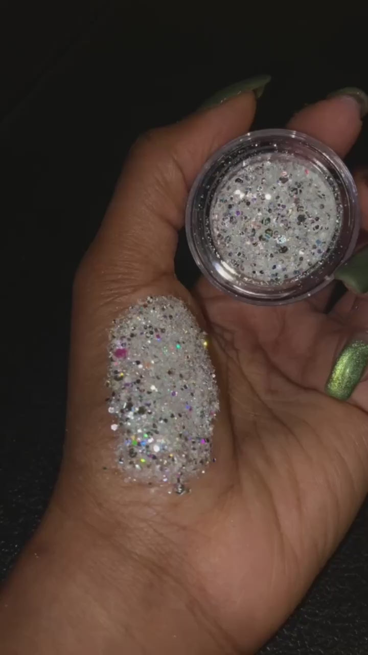 Icey World | Iridescent White with Silver Glitter Eyeshadow