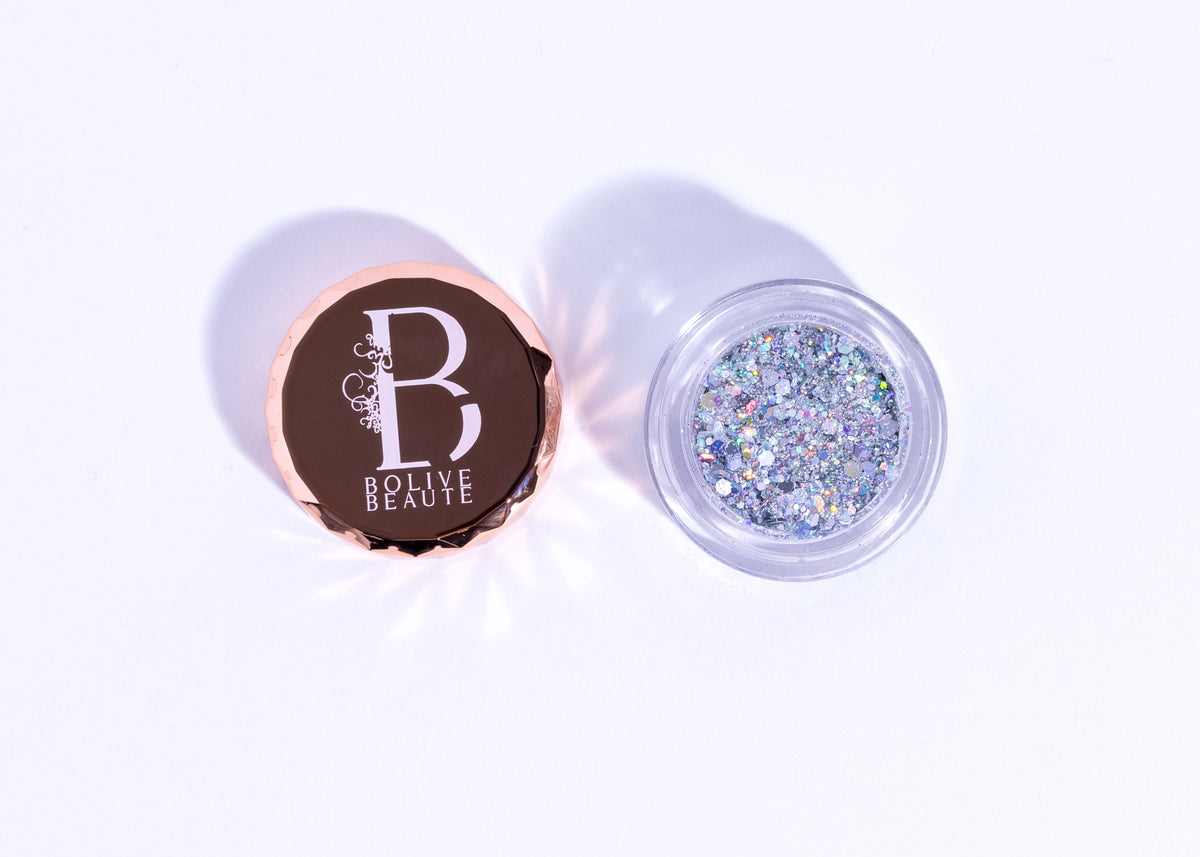 Under Pressure holographic silver glitter eyeshadow by Bolive Beauté