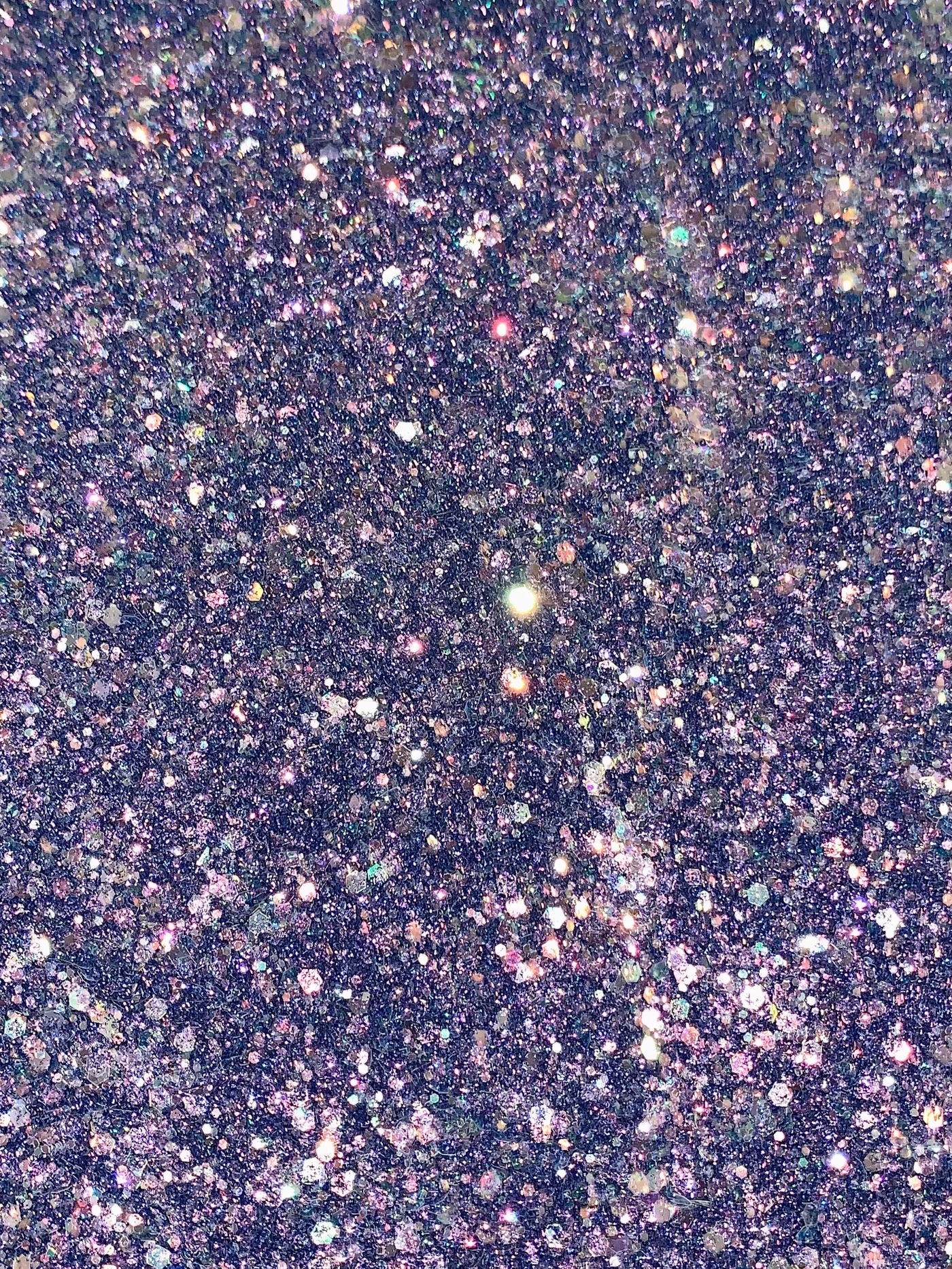 Main Character lavender duochrome glitter eyeshadow shifting pink to blue by Bolive Beauté
